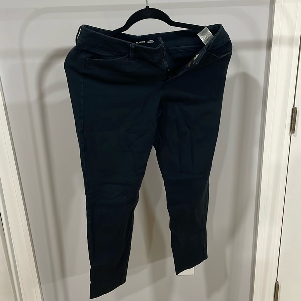 Black pixie pants